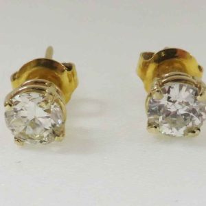 Diamond 132 Studs