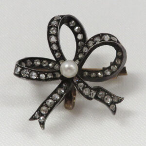 Victorian Bow