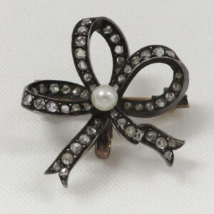 Victorian Bow