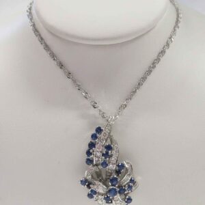 Blue and White Ribbon Twirl Gem