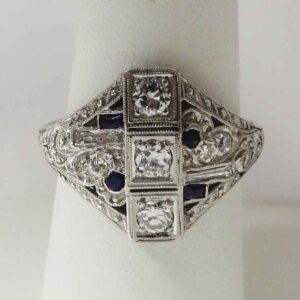 Divine Deco Geometric