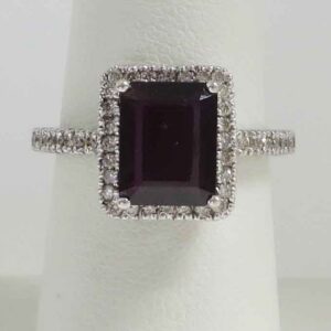 The Grape Garnet
