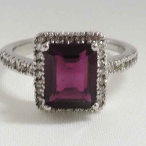 The Grape Garnet